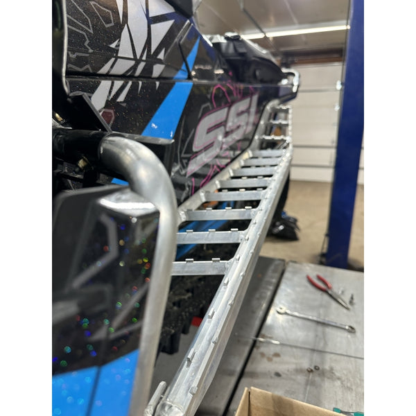 BDX/SSI Catalyst Mountain Pro Running Boards - Black